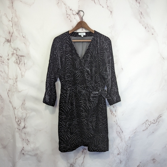 & Other Stories Velvet Dress Size 8 Medium Wrap Paris Atelier Zebra Black Kimono - Picture 1 of 12